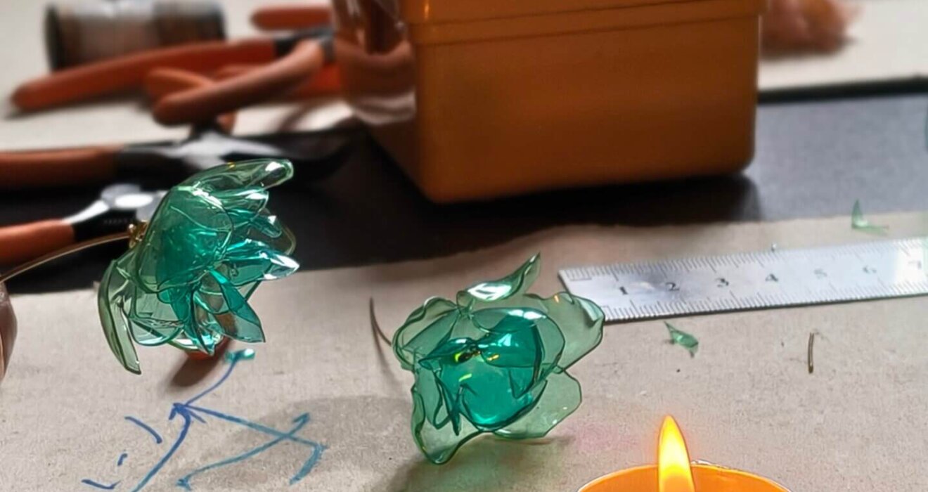 Ecojoias: sustentabilidade e protagonismo feminino marcam a reta final do projeto “Elas entre Linhas e Joias”