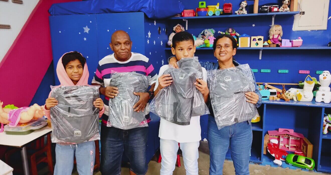 Refazendo o Futuro: Inclusão e Educação em Movimento